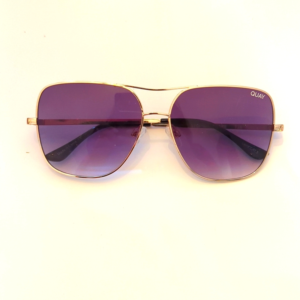 Quay Australia Stop and Stare Sunglasses